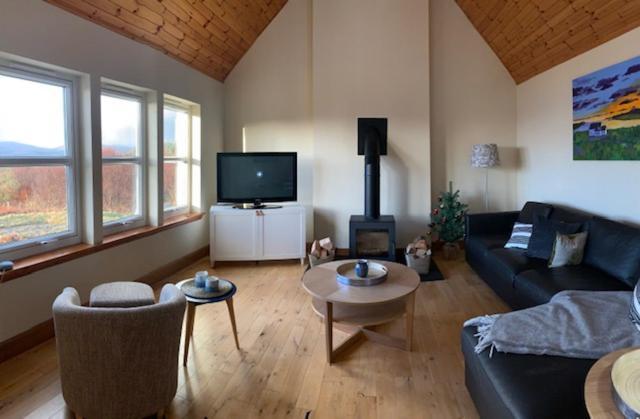 Head In The Skye - Healabhal Cottage Ose المظهر الخارجي الصورة